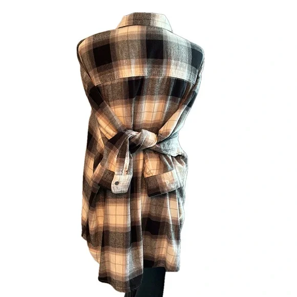 Beautiful SUPER SOFT plaid flannel new condition - Picture 6 of 6